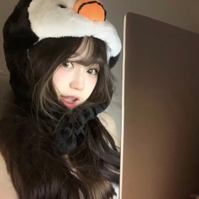 新闻女人海报