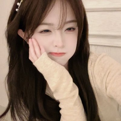 西班牙女佣海报