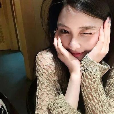 美女试爆场海报